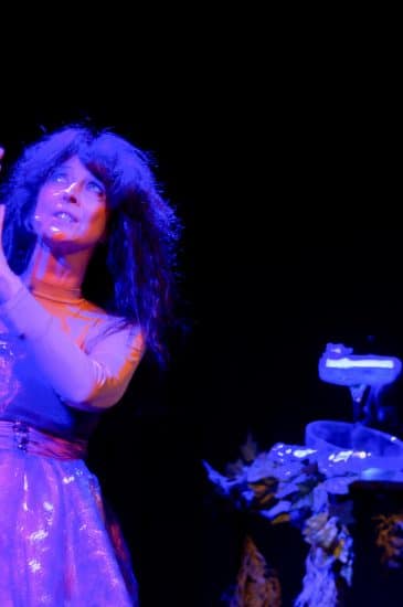 Ma Sorcière Préférée 2 par Yogane magicienne - spectacle de ma gie tout public - Photographe : Thomas Thiébaut - http://www.theia-consultant.com